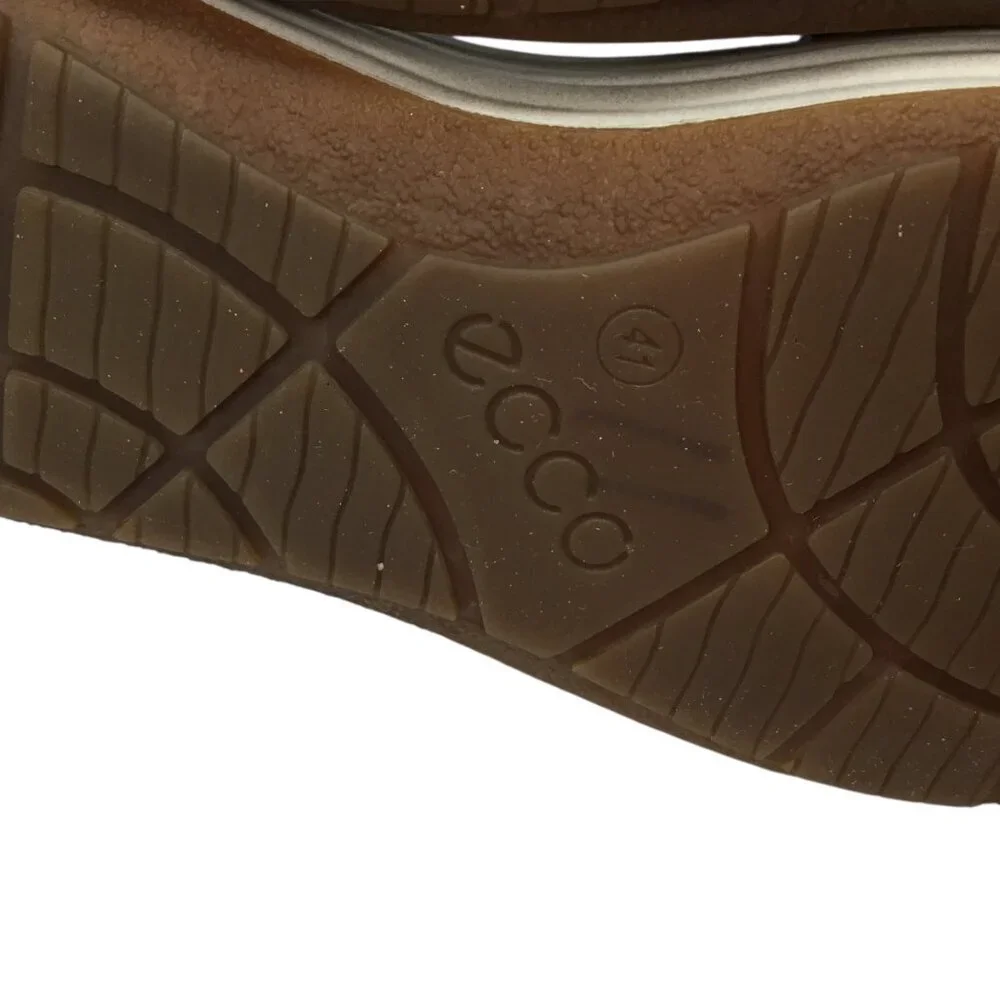 ECCO Chase II Sneakers 41 or US 10/10.5 Leather Lace Up Comfort Bronze Metallic
